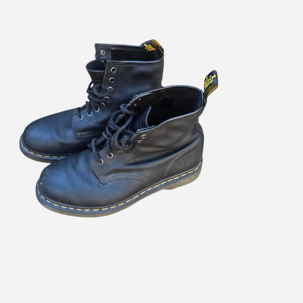 DISCONTINUED Dr. Martens 13366 "For Life" Black Leather Boots - US M 9'
